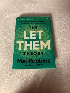 The Let Them Theory by Mel Robbins - Green Hardcover